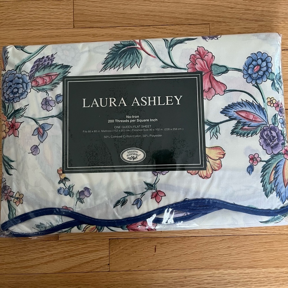 Laura Ashley Chinese Silk Queen Flat Sheet